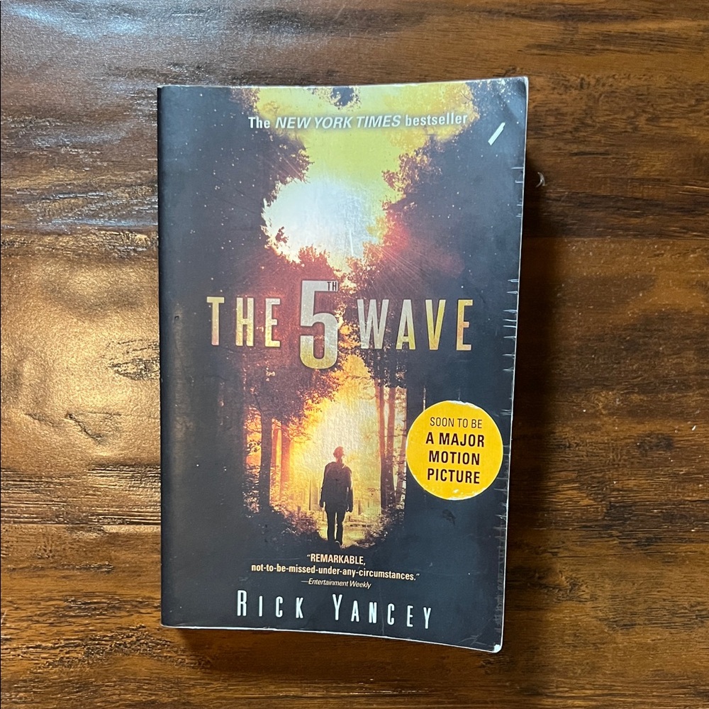 The 5th Wave Book